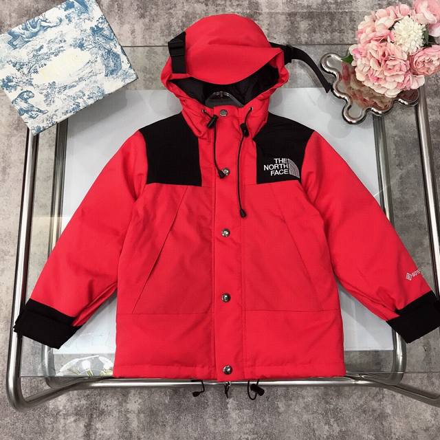 Size：110-120-130-140-150 长期有货 The North Face 北面羽绒服儿童羽绒服 连帽款的直筒设计高科技面料～精致的logo刺绣跟