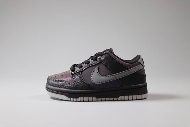 新款出货 原装 Nk Sb Dunk Low Pro 联名款低邦时尚童鞋 鞋码：22 23 24 25 26 27 28 29.5 30 31 32 33.5