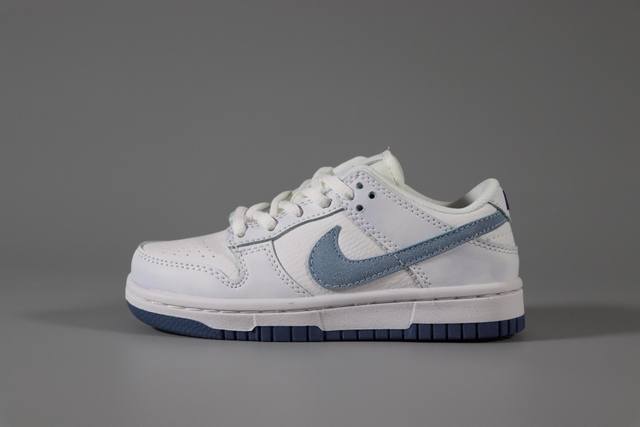 新款出货 原装 Nk Sb Dunk Low Pro 联名款低邦时尚童鞋 Dm5467-501 鞋码：22 23 24 25 26 27 28 29.5 30