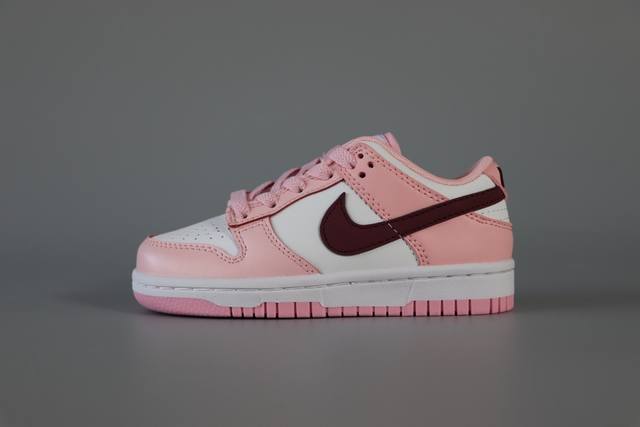 新款出货 原装 Nk Sb Dunk Low Pro 联名款低邦时尚童鞋 Cw15 -601 鞋码：22 23 24 25 26 27 28 29.5 30 3