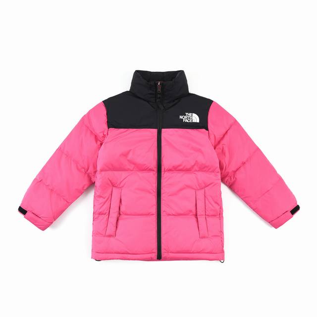 玫红 高端！ The North Face 北面 1996Nuptse Tnf童装户外羽绒服 潮孩必备 比大鹅童装更时尚。 极高性价比的一款童装羽绒服，羽绒采用