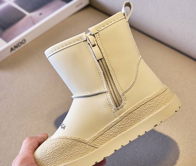 Balenciaga 雪地靴拉链款童鞋！ Balenciaga冬季新款时尚加绒保暖棉靴最火爆的网红款儿童雪地靴 巴黎世家欧洲站平底男女童百搭个性潮流厚底防滑炸街