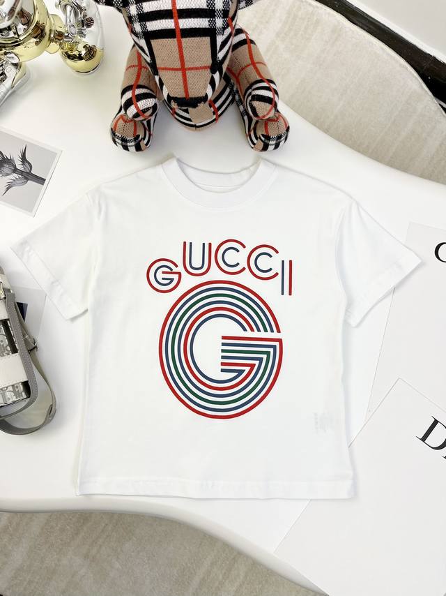 上新啦！ 无折 Gucci 古奇 2025早春童装新款短袖 印花植绒发泡工艺T恤 原版品质 230G重磅面料 认准高品质 男童女童同款 颜色：白色 尺码:100